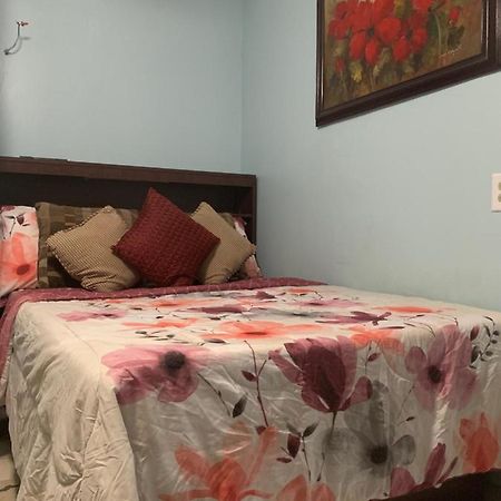 Cozy Private 1Br, Well Appointed, Near Providence, Ma, Ri Line, Easy Access To I-95 Apartment Потакет Екстериор снимка